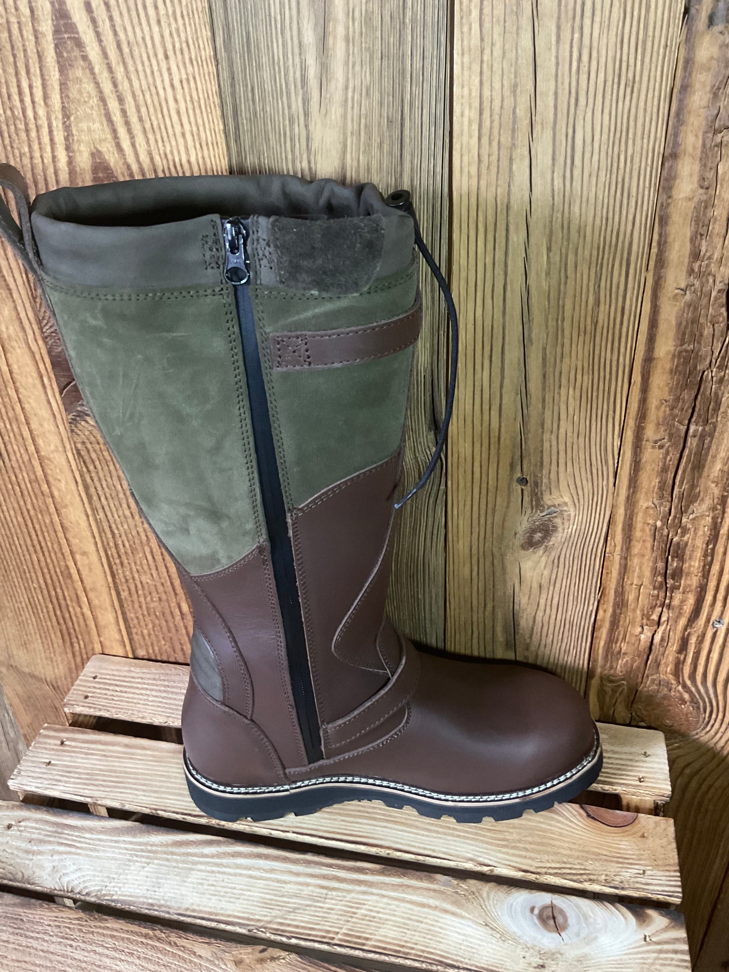 BOTTES HARKILA VISENT 2.0 GTX