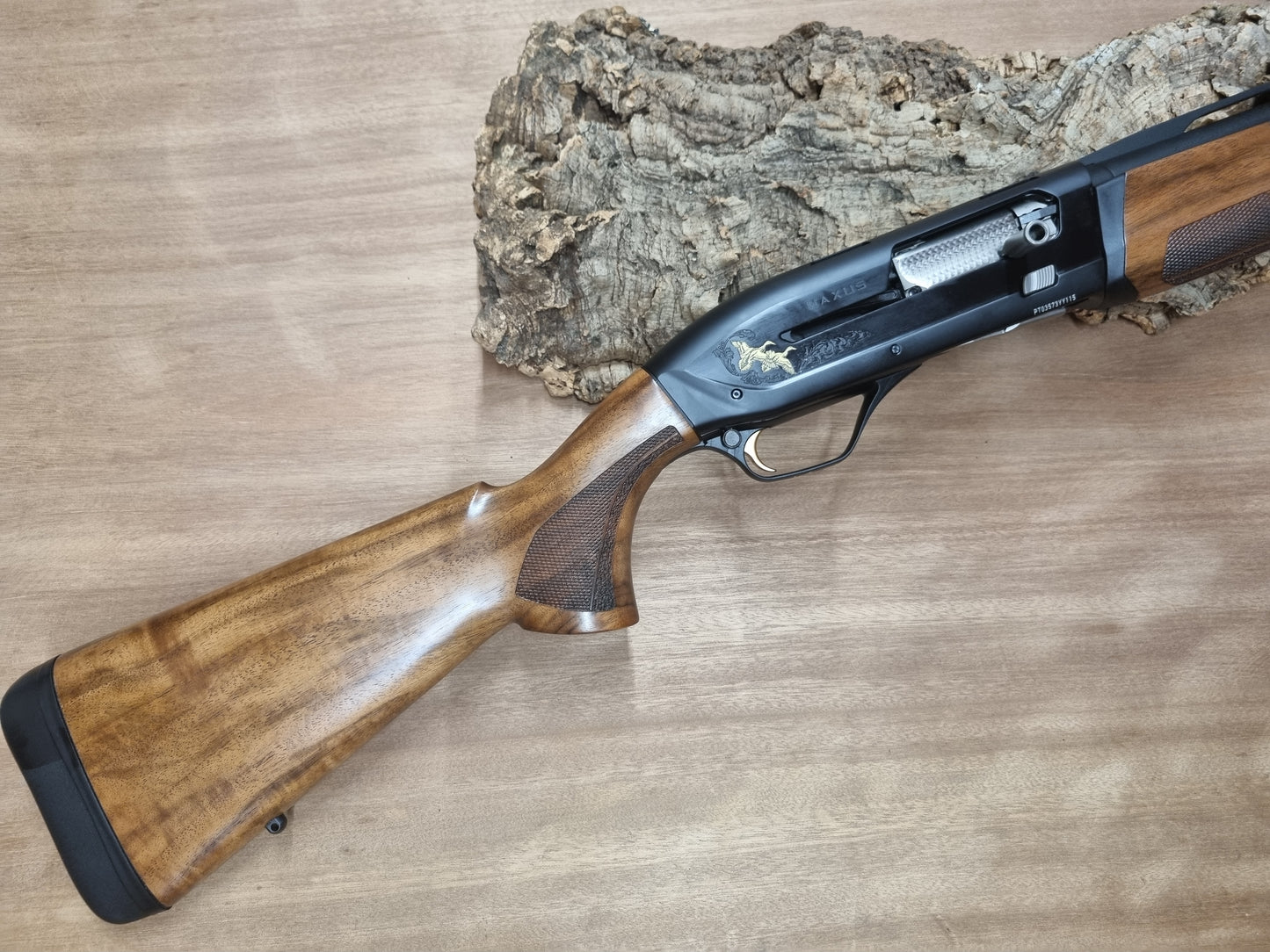 Browning Maxus 2 wood