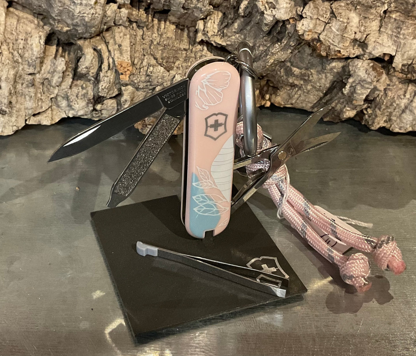 VICTORINOX ROSE