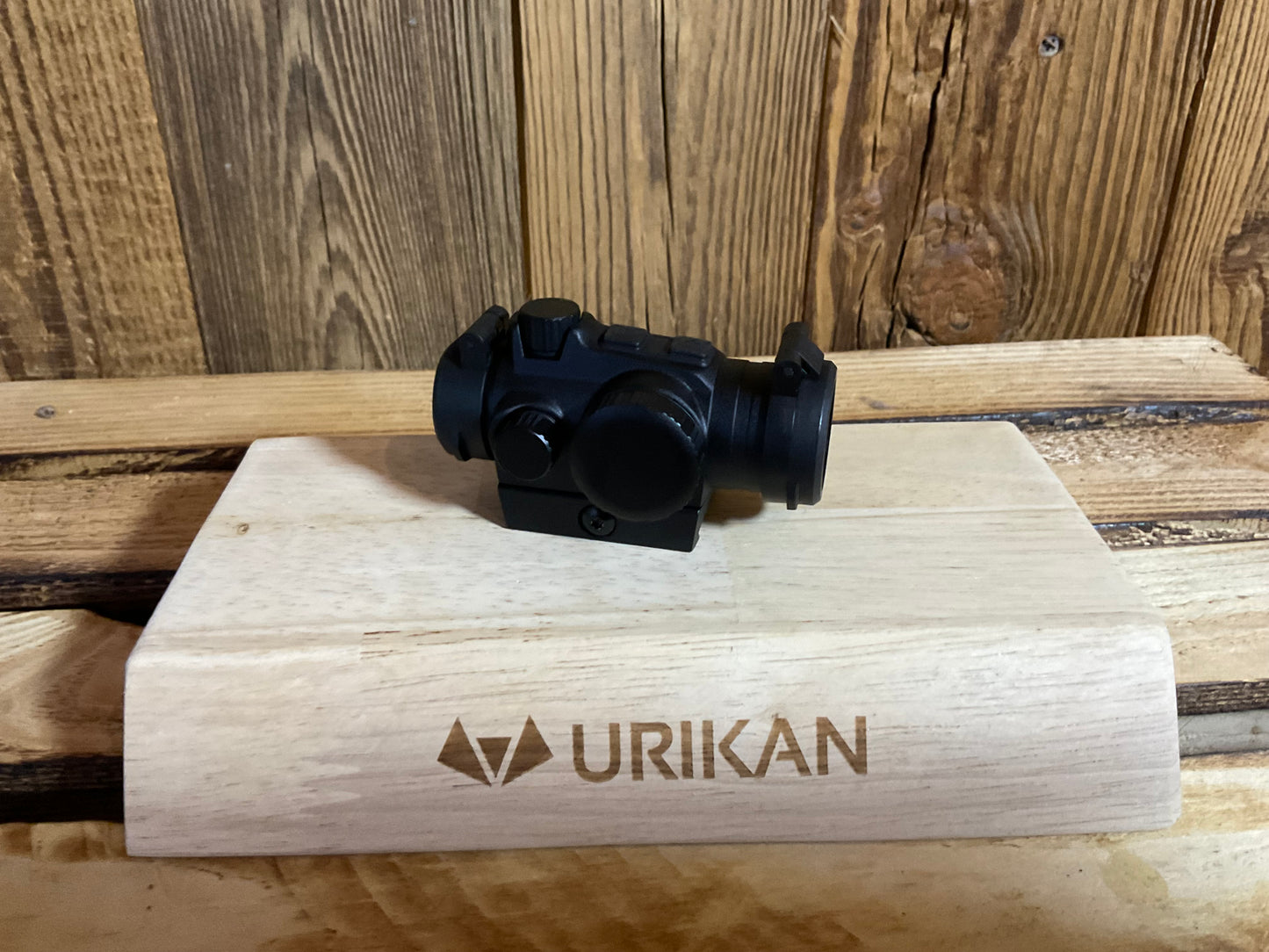 POINT ROUGE MINI PREDATOR URIKAN