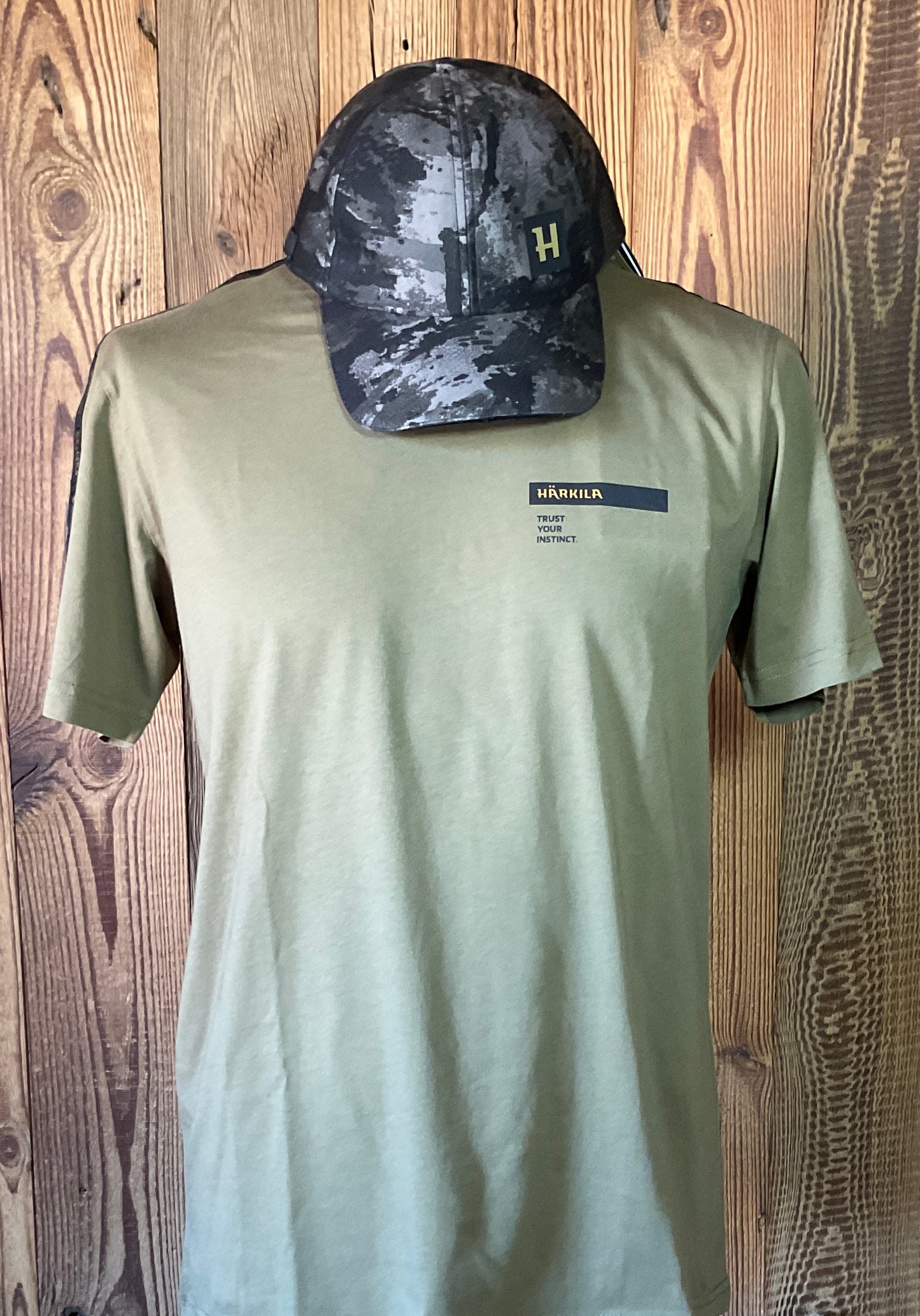 TEE SHIRT HARKILA LOGO DARK ANTIQUE