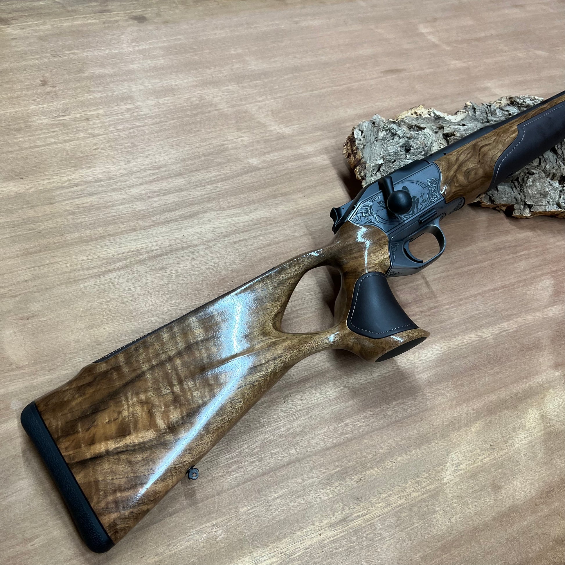 Image d'une Carabine Blaser R8 Success Bois & Cuir